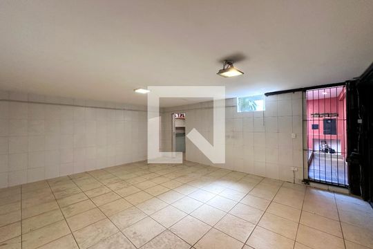 Garagem de casa para alugar com 3 quartos, 191m² em Jardim Santo Amaro, São Paulo