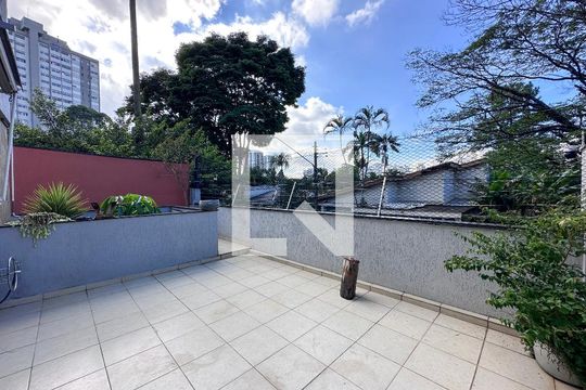 Varanda de casa para alugar com 3 quartos, 191m² em Jardim Santo Amaro, São Paulo