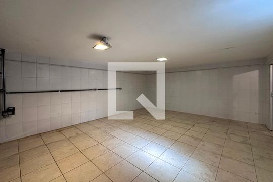 Garagem de casa para alugar com 3 quartos, 191m² em Jardim Santo Amaro, São Paulo