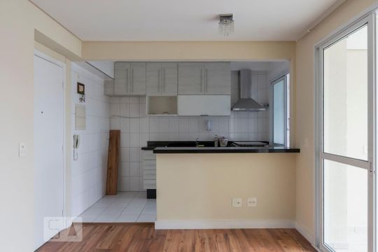 Cozinha de apartamento para alugar com 2 quartos, 64m² em Ipiranga, São Paulo