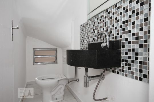 Lavabo de casa à venda com 3 quartos, 130m² em Saúde, São Paulo