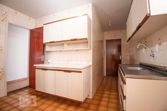 cozinha de apartamento para alugar com 3 quartos, 100m² em Ponte Preta, Campinas
