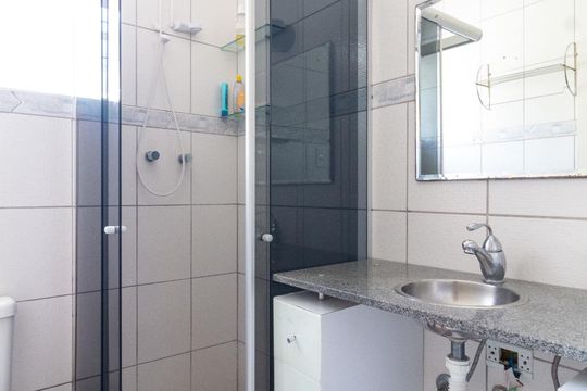 Banheiro de casa para alugar com 3 quartos, 270m² em Vila Congonhas, São Paulo
