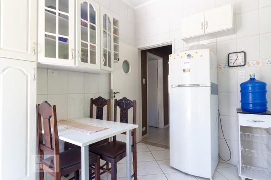 Cozinha de casa para alugar com 3 quartos, 270m² em Vila Congonhas, São Paulo