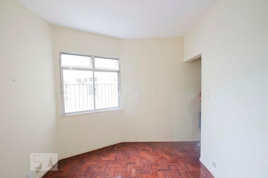 Apartamento para alugar com 2 quartos, 60m² em Grajaú, Rio de Janeiro