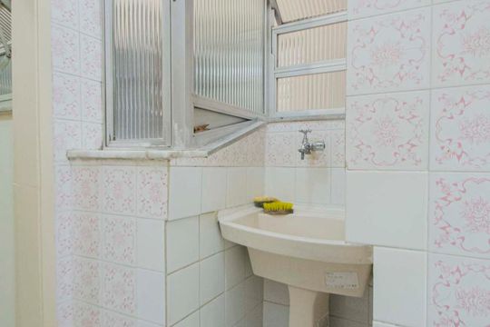 Área de Serviço de apartamento para alugar com 2 quartos, 60m² em Grajaú, Rio de Janeiro