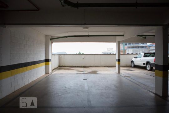 Garagem de apartamento para alugar com 3 quartos, 82m² em Vila da Serra, Nova Lima