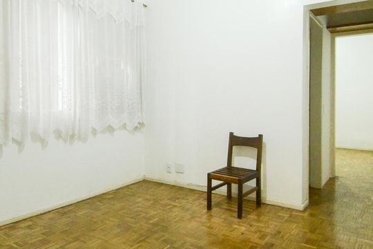 Sala de apartamento para alugar com 2 quartos, 43m² em Centro Histórico, Porto Alegre