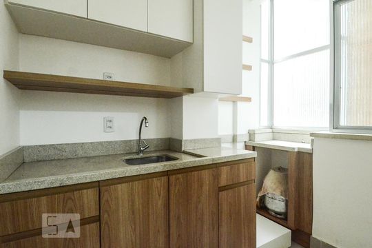 Cozinha de apartamento para alugar com 2 quartos, 43m² em Centro Histórico, Porto Alegre