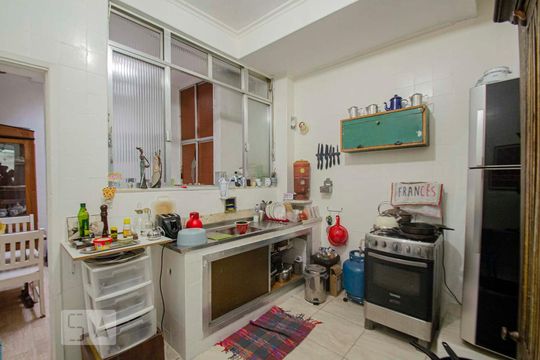 Cozinha de casa à venda com 1 quarto, 100m² em Maracanã, Rio de Janeiro