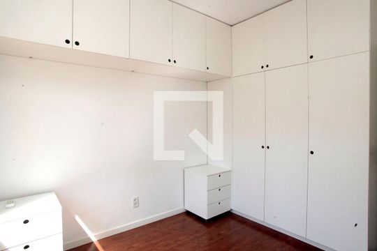 Quarto de apartamento à venda com 1 quarto, 43m² em Centro Histórico, Porto Alegre