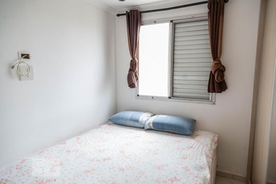 Quarto 1 de apartamento à venda com 2 quartos, 57m² em Vila Jacuí, São Paulo
