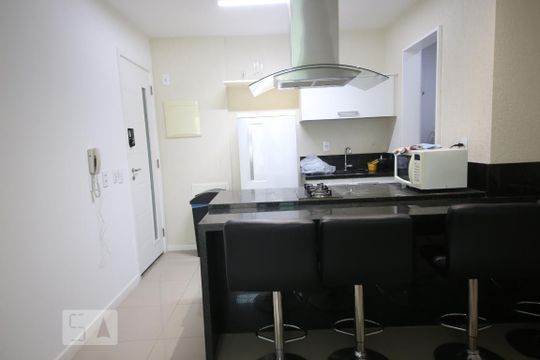 Cozinha de apartamento à venda com 2 quartos, 98m² em São Francisco, Niterói