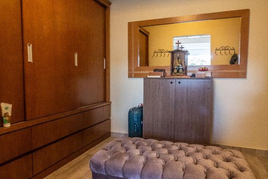 Closet de casa para alugar com 3 quartos, 380m² em Santa Maria, São Caetano do Sul