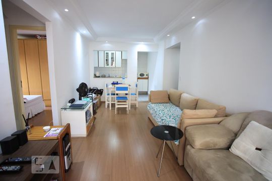 Sala de apartamento para alugar com 2 quartos, 60m² em Aclimação, São Paulo