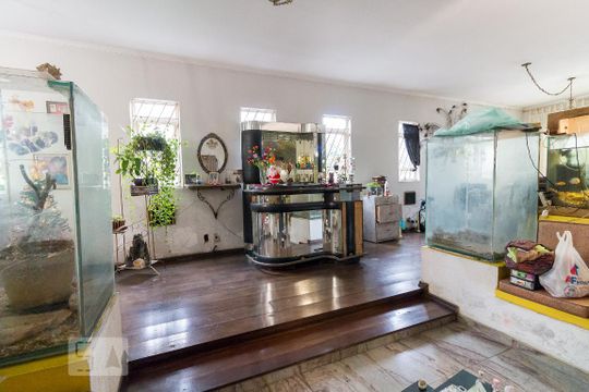 Sala 2 de casa à venda com 4 quartos, 357m² em Vila Rosália, Guarulhos
