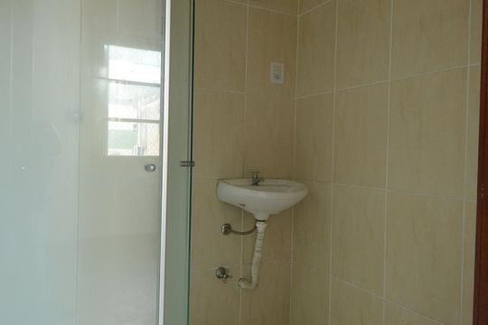 Banheiro da Suíte de apartamento à venda com 2 quartos, 55m² em Centro Histórico, Porto Alegre