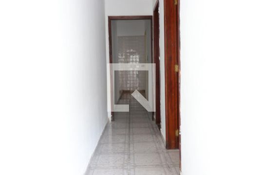 Corredor  de casa para alugar com 2 quartos, 75m² em Cidade Vargas, São Paulo