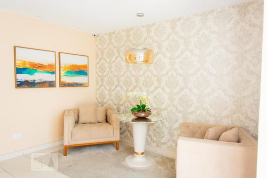 Hall de Entrada de apartamento à venda com 2 quartos, 59m² em Vila Valparaíso, Santo André