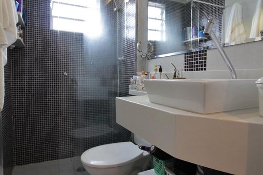 Banheiro de apartamento à venda com 3 quartos, 70m² em Paraíso do Morumbi, São Paulo