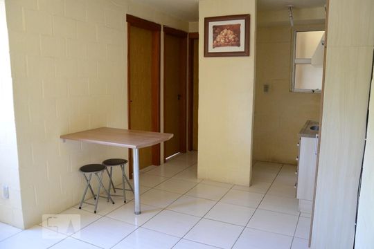 Apartamento à venda com 2 quartos, 40m² em Olaria, Canoas
