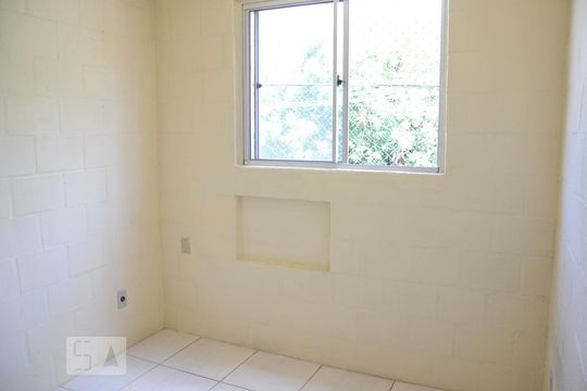 Apartamento à venda com 2 quartos, 40m² em Olaria, Canoas