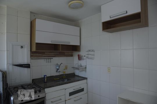 Cozinha de apartamento à venda com 2 quartos, 55m² em Jacarepaguá, Rio de Janeiro