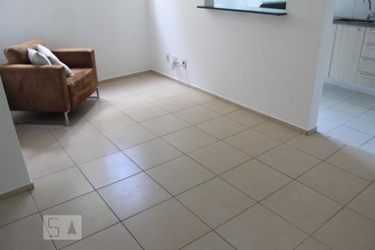 Sala de apartamento para alugar com 2 quartos, 55m² em Vila Campos Sales, Jundiaí