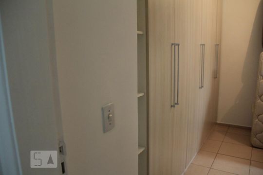 Quarto 2 de apartamento para alugar com 2 quartos, 55m² em Vila Campos Sales, Jundiaí