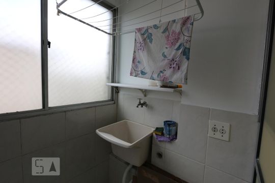 area de serviço de apartamento à venda com 2 quartos, 65m² em Jardim Leonor, São Paulo