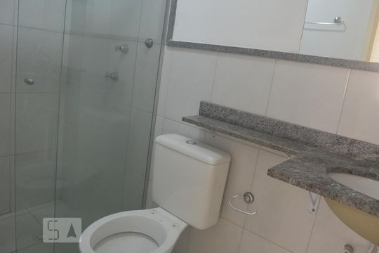 Banheiro de apartamento para alugar com 2 quartos, 59m² em Paraisópolis, São Paulo