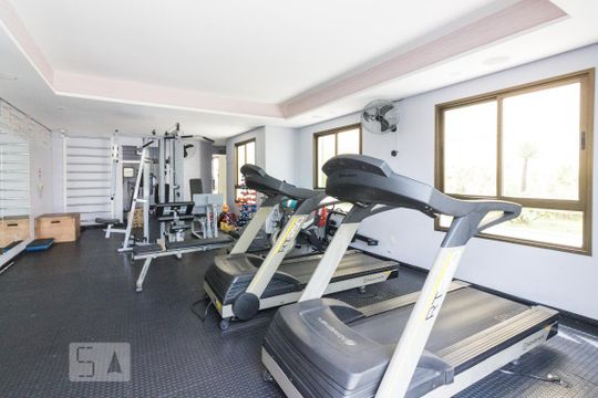 Academia de apartamento para alugar com 3 quartos, 130m² em Santa Teresinha, São Paulo