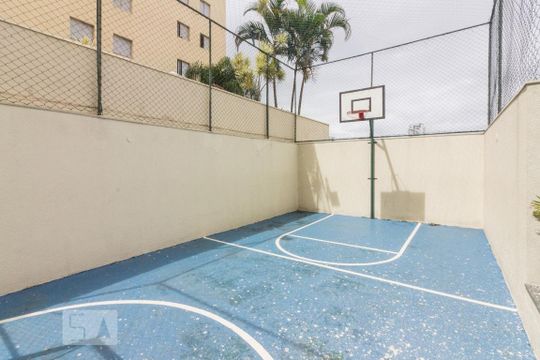 Quadra de apartamento para alugar com 3 quartos, 130m² em Santa Teresinha, São Paulo