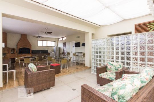 Churrasqueira de apartamento para alugar com 3 quartos, 130m² em Santa Teresinha, São Paulo