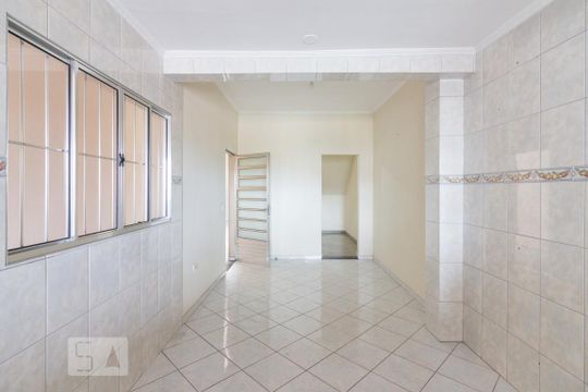 Cozinha de casa à venda com 2 quartos, 150m² em Piqueri, São Paulo