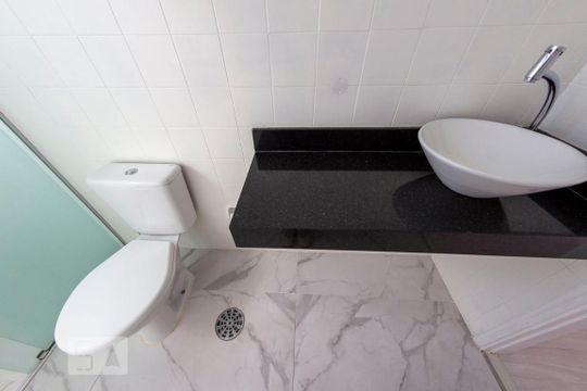 Banheiro de apartamento à venda com 1 quarto, 38m² em Cerqueira César, São Paulo