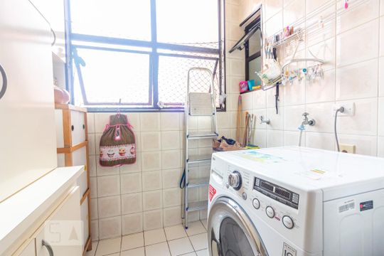 Área de Serviço de apartamento para alugar com 3 quartos, 65m² em Jaguaribe, Osasco