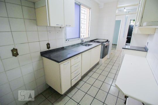 Cozinha de apartamento para alugar com 3 quartos, 97m² em St. Aeroporto, Goiânia