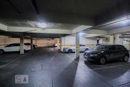 Garagem de apartamento para alugar com 3 quartos, 97m² em St. Aeroporto, Goiânia
