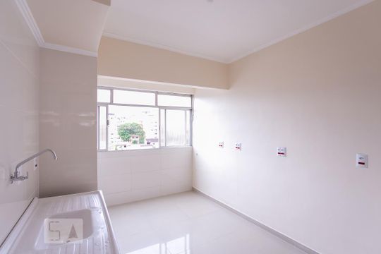 Cozinha de apartamento à venda com 2 quartos, 67m² em Partenon, Porto Alegre