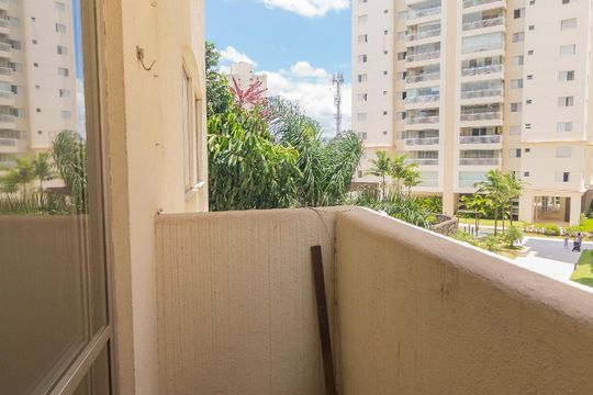 Sacada de apartamento à venda com 2 quartos, 76m² em Jardim Caravelas, São Paulo