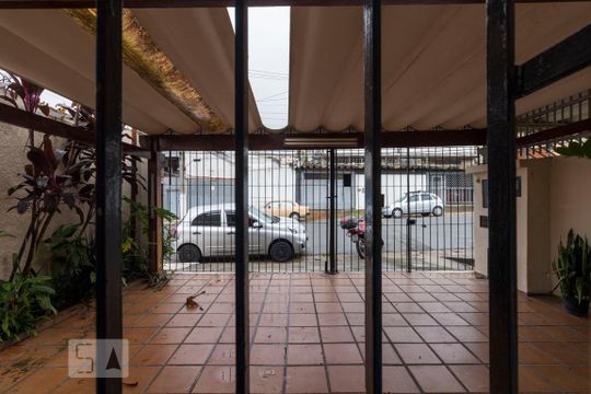 Vista de casa à venda com 4 quartos, 115m² em Jabaquara, São Paulo