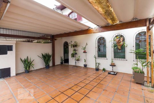 Garagem de casa à venda com 4 quartos, 115m² em Jabaquara, São Paulo