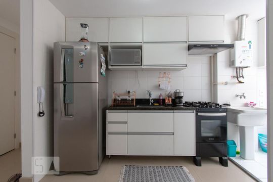 Cozinha de apartamento para alugar com 2 quartos, 50m² em Barreto, Niterói