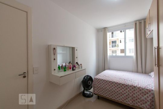 Quarto 1 de apartamento para alugar com 2 quartos, 50m² em Barreto, Niterói