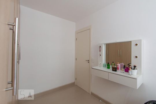 Quarto 1 de apartamento para alugar com 2 quartos, 50m² em Barreto, Niterói
