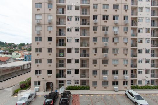Vista do Quarto 1 de apartamento para alugar com 2 quartos, 50m² em Barreto, Niterói