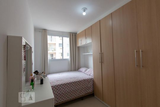 Quarto 1 de apartamento para alugar com 2 quartos, 50m² em Barreto, Niterói