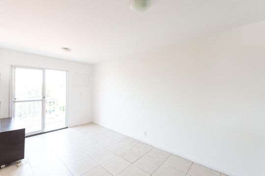 Sala de apartamento para alugar com 2 quartos, 66m² em Centro, Niterói