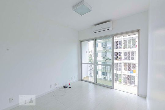 Sala de apartamento à venda com 2 quartos, 70m² em Rio Comprido, Rio de Janeiro